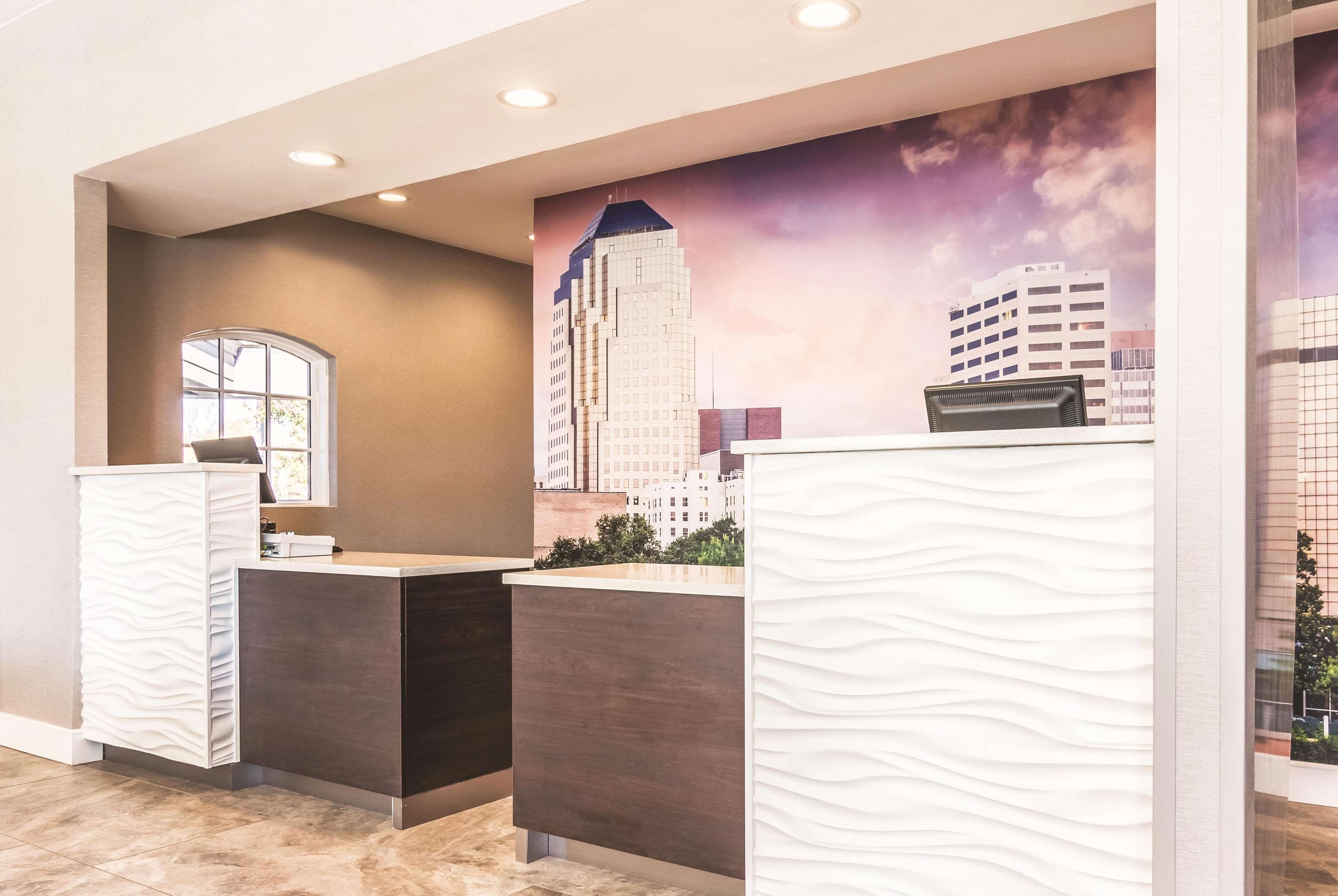 La Quinta By Wyndham Shreveport Airport Hotel Екстериор снимка