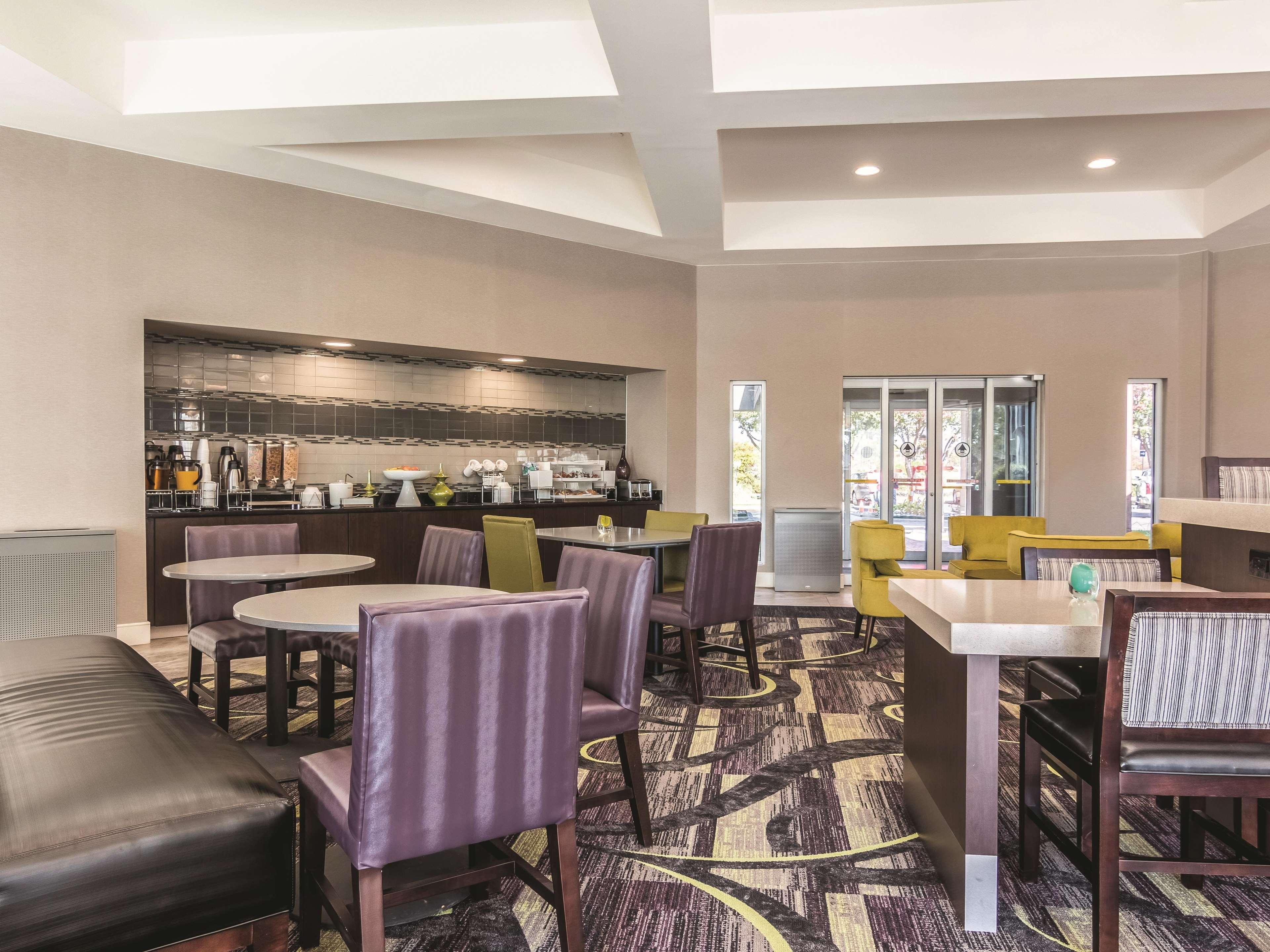La Quinta By Wyndham Shreveport Airport Hotel Екстериор снимка