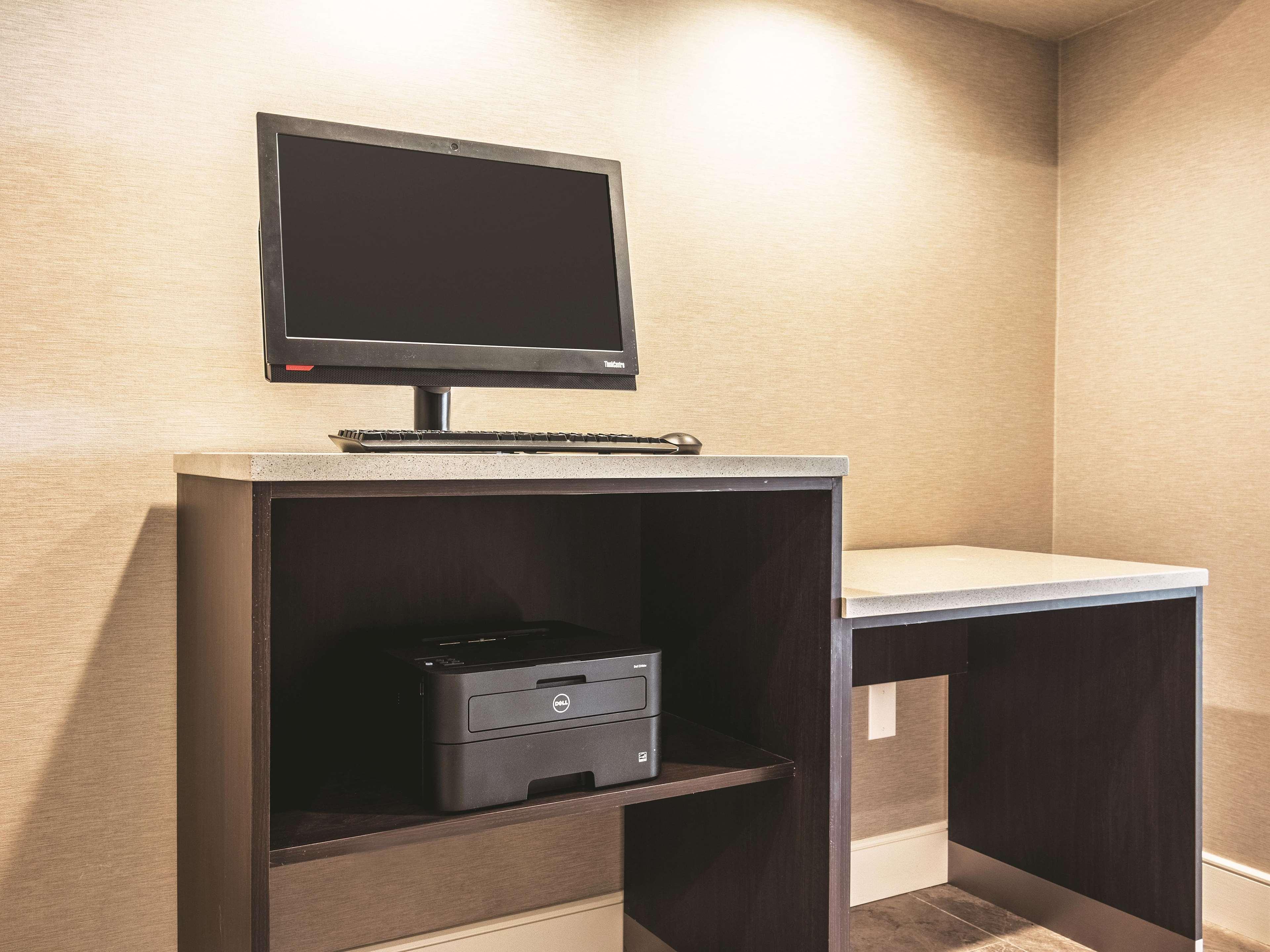 La Quinta By Wyndham Shreveport Airport Hotel Екстериор снимка