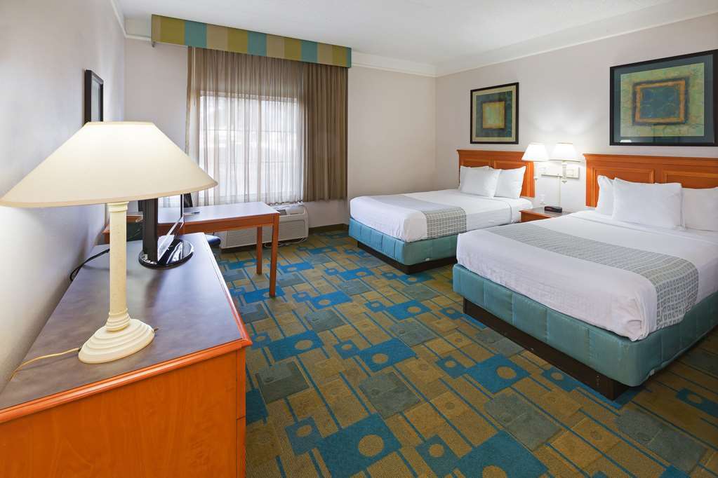 La Quinta By Wyndham Shreveport Airport Hotel Стая снимка